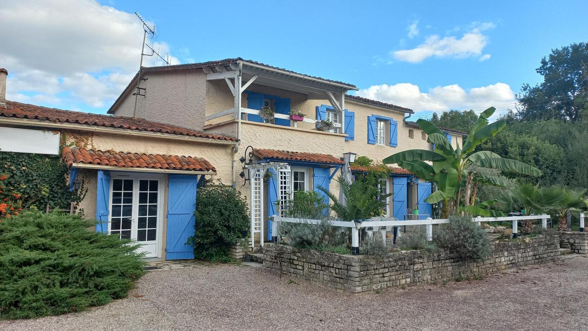 مبيت وإفطار Verteuil-sur-Charente A La Paloma المظهر الخارجي الصورة